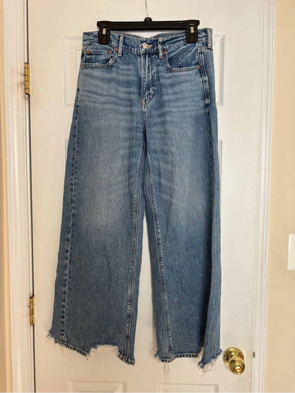 American Eagle size 4 wide leg jeans